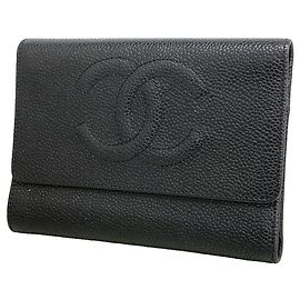 Portafoglio tri-fold Chanel in pelle di vitello granulata nera Nero