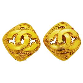 Boucles d'oreilles clips Chanel plaquées or Doré