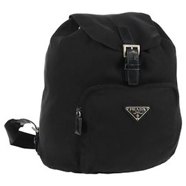 Prada Front Pocket Tessuto Medium Negro