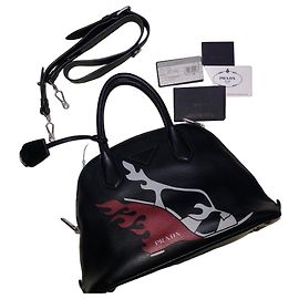 Prada City Calf Sac Cabas Imprimé Flammes Noir Rouge