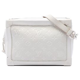 Louis Vuitton White Monogram Taurillon Solar Ray Soft Trunk Blanco