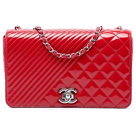 Chanel Red Medium Patent Coco Boy Flap Rot