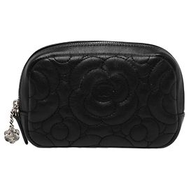 Pouch Chanel Black CC Quilted Caviar Camellia Nero