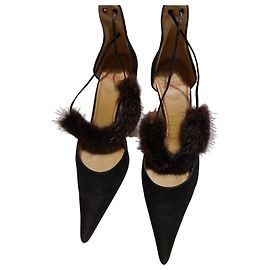 Charles Jourdan Pumps aus schwarzem Wildleder Fell Schwarz