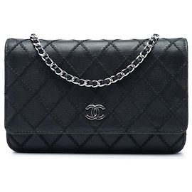 Borsa a tracolla Chanel CC Wild Stitch Wallet on Chain in pelle d'agnello nera Nero