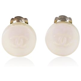 Boucles d'oreilles Chanel 2000 Resin CC Autre