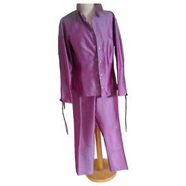 Autre Marque Chiara D'Este Conjunto de Camisa e Calças em Seda Roxa Lavanda