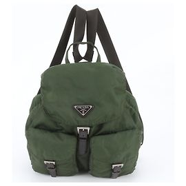 Sac à dos Prada en nylon Tessuto avec logo triangle en cuir Vert