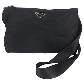 Sac à épaule Prada en nylon Tessuto avec logo triangle Noir