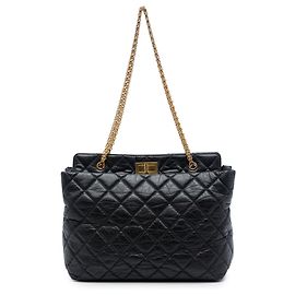 Bolso Tote Chanel Reissue 2.55 de piel de becerro acolchada negra Negro