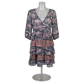 Autre Marque MAX&Co. Robe courte à volants imprimé floral Noir Rose