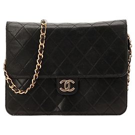 Sac Chanel Flap Bag en cuir d'agneau noir Noir