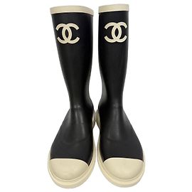 Bottes de pluie Chanel en caoutchouc noir logo CC Noir Blanc