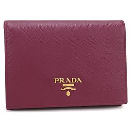Portafoglio Prada bi-fold in pelle Saffiano viola Porpora