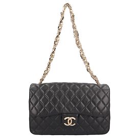 Borsa a tracolla Chanel Matelassé in pelle nera Nero
