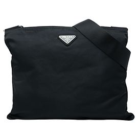 Borsa a tracolla Prada con placca logo triangolare Nero