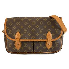 Sac à épaule Louis Vuitton Monogram Gibeciere MM Marron Vert Monogramme
