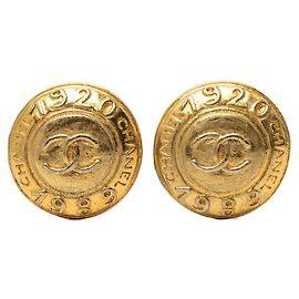 Chanel Vintage Coco Mark 1989 Gold Plated Clip Earrings Golden