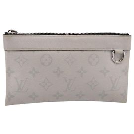 Louis Vuitton Discovery Pochette Monogram Taigarama PM White
