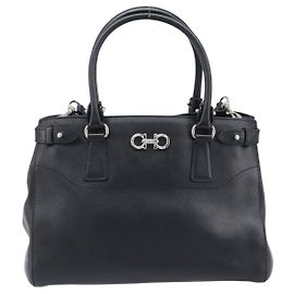Salvatore Ferragamo Beky Saffiano Leather Medium Preto