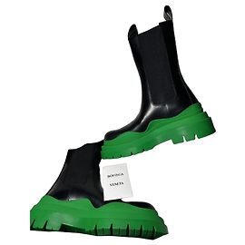 Bottega Veneta Tire – Bottes en cuir noir avec semelle verte – Taille 38 Noir Vert