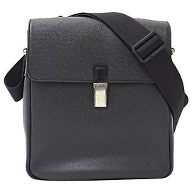 Borsa a mano Louis Vuitton in pelle Taiga Nero Grigio