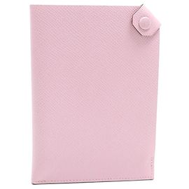 Hermès Capa de Passaporte Hermes em Rose Confetti Rosa
