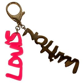 Louis Vuitton M65768 Bijou Sac Graffiti Keychain Rose
