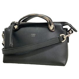 Fendi By The Way Lederhandtasche Schwarz