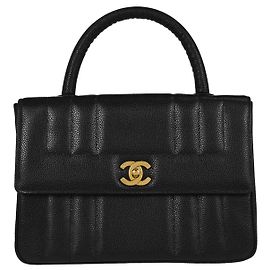 Chanel Vintage Top Handle Vertical Quilt Caviar Medium Negro