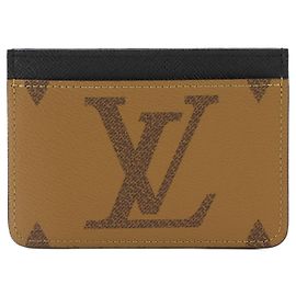 Louis Vuitton Monogram Giant Reverse Card Case Castaño Negro Monograma