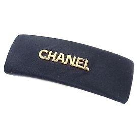 Fermi capelli Chanel in pelle e raso nero Nero