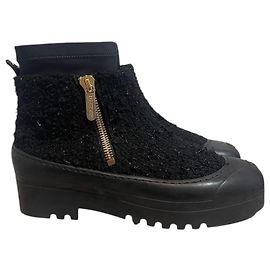 Stivaletti Chanel neri T.41 Nero