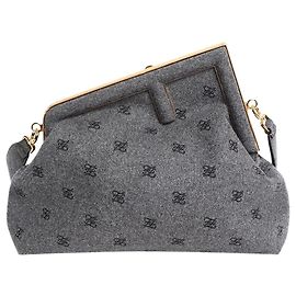Fendi Sac à épaule First gris Gris