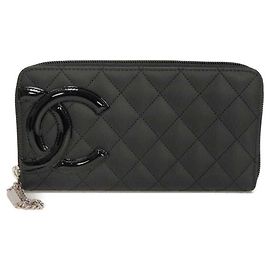 Carteira Longa com Zíper Chanel Matelassé Preto