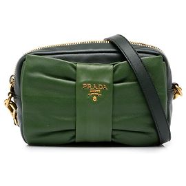 Clutch Prada Green Bicolor Nappa Fiocco con correa Verde