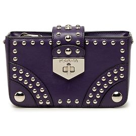 Clutch Elektra Prada em couro de bezerro roxo com tachas e fecho turn-lock Roxo
