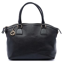 Bolsa Satchel Dome Gucci em couro de bezerro preto tamanho Medium com pingente GG Preto