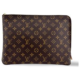 Louis Vuitton Etui Voyage Monogram Canvas MM Castaño