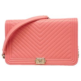 Cartera de hombro Chanel Boy Chain en rosa Rosa