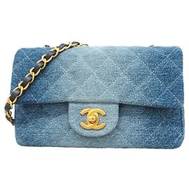 Borsa a tracolla Chanel Mini Matelassé con catena Blu