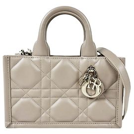 Mini mala de mão em couro Christian Dior Bege