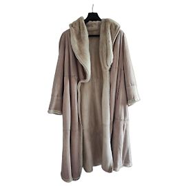 Autre Marque Langer Lammfell- und Pelzmantel in Beige Beige