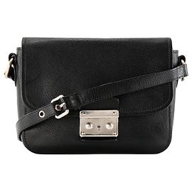 MIUMIU - Bolsa de ombro Miu Miu Madras em couro granulado preto Preto