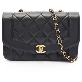 Borsa a tracolla Chanel Matelassé Diana Flap Nero