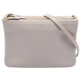 Céline Bolsa de ombro Celine Trio Small em couro cinza Marrom