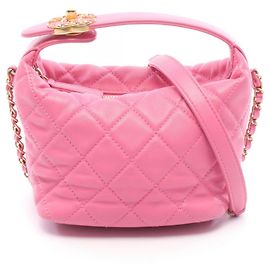 Chanel 19 Dixneuf Matelassé Small Hobo Bag Pink