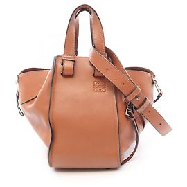 Loewe Hammock Small 2-Way Lederhandtasche Braun