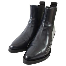 Max Mara SPORTMAX Botas Chelsea Botas de couro Preto Azul
