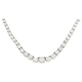 Autre Marque Pt850 Diamond Necklace Silvery